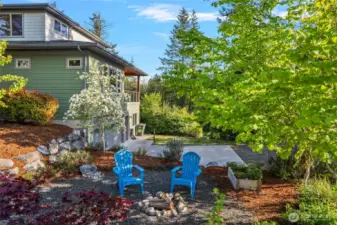 Firepit in the side yard.