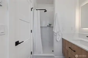 Photos represent builder's finish product and may not be exact.