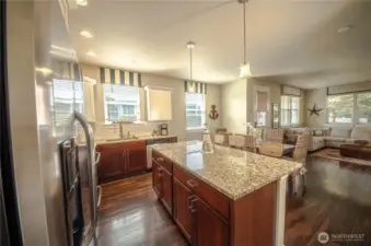 Island w/ eating space completes the kitchen!
