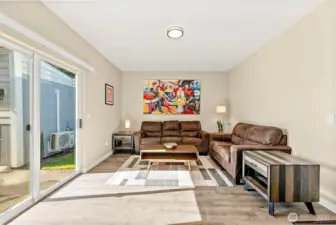 Den/Office/2nd Living Room