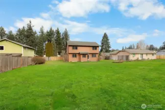 Grass color has been enhanced for picture