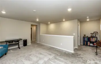 Large bonus space/loft area