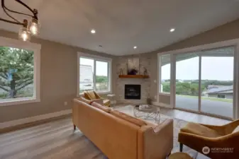 Living Room facing West