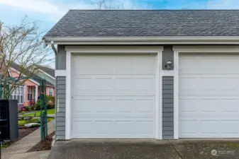 1 car garage (detached)