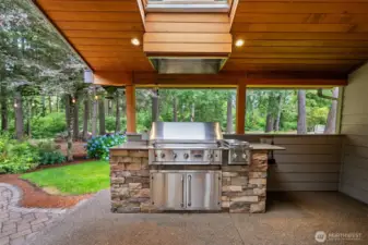 Outdoor kitchen space