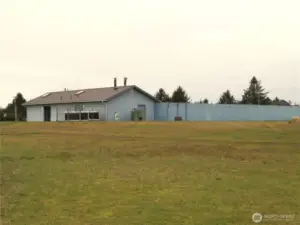 BEHIND THE FENCE IS THE CABANA POOL AND PARK.  YOU CAN ALSO ENJOY STROLLING PERKINS POND BEHIND THE POOL.