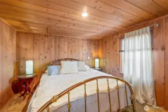 Up stairs guest room