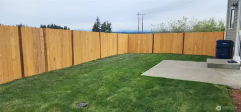 Backyard fence added facing Cascades