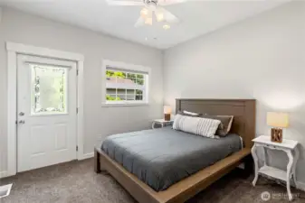 Extra Room