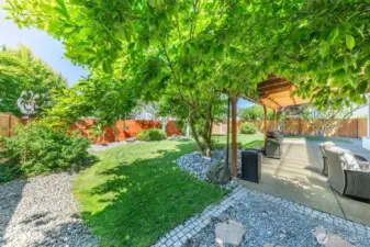 Peaceful, park-like back yard