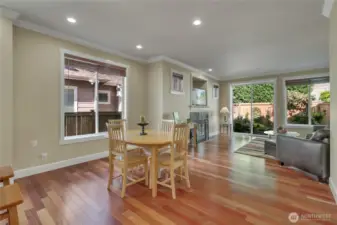 Plenty of room for dinner parties and Thanksgiving feasts.