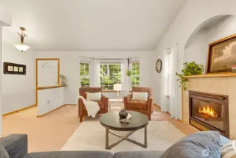 Feel the balance of comfort and openness.