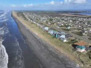 AERIAL VIEW OF THE BEACH AND HOMES TO THE NORTH OF OCEAN CREST!