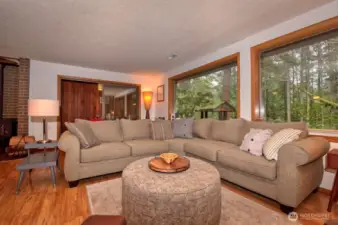 large windows let in so much natural light.