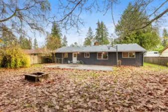 Private Back Yard Sanctuary!  Perfect spot for Summer gatherings.  Corn Hole, Croquet or Bocci Ball anyone?!