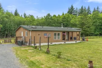 Fully fenced front & back yard.