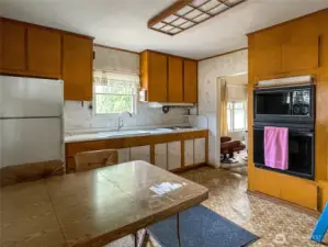 Large kitchen