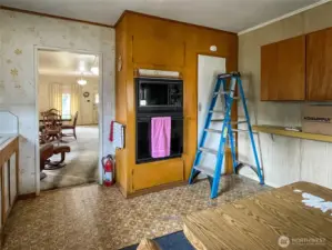 There's so much potential here - bring your toolbox and restore this home to its original glory!