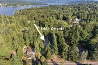 Private setting close to town and Lake Whatcom