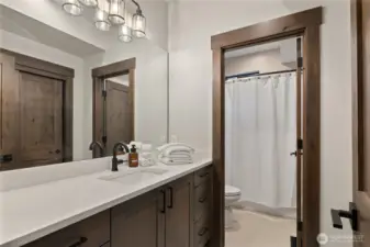 Full bathroom on main