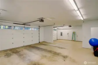 3 car garage