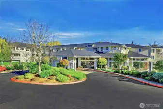 The highly convenient Bellevue Woodridge area, peacefully located between Downtown Bellevue & Factoria Mall, Easy access to I-90 & 405!