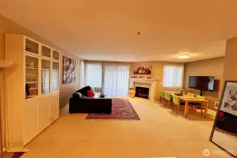 This beautiful open floor plan home is waiting for you!