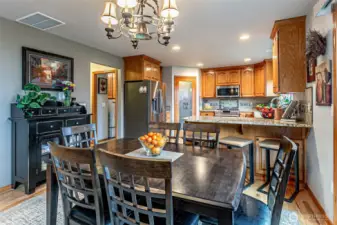 Dining area off kitchen