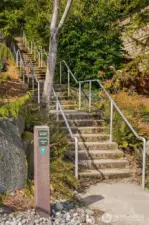 Nearby access to local trails and hillside pathways.