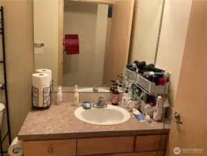 Full bathroom