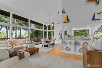 Open concept living & dining, perfect for hosting