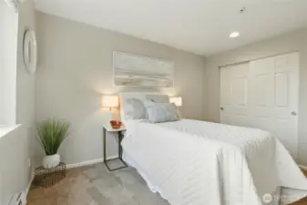 Second bedroom.