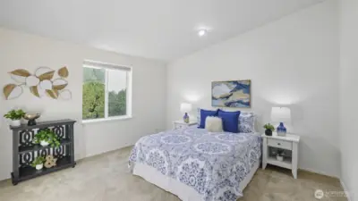 Guest bedroom with plenty of space!