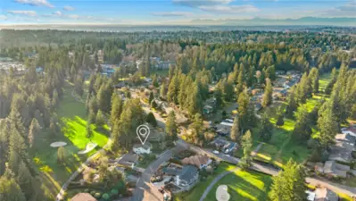 Great location and proximity to shopping, freeways and more!