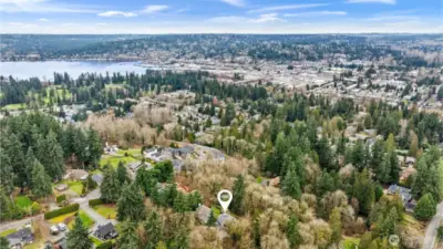 And easy access to Seattle and the Eastside, too. Don't miss out. Hurry!!