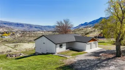 Great move-in ready home sitting on usable acreage and NO HOA