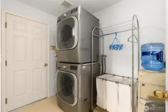 Main level utility room.