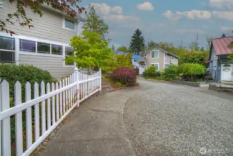 Only 10 homes in Mesford Cottages