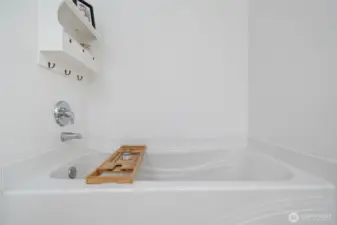 soaking tub, walk in shower