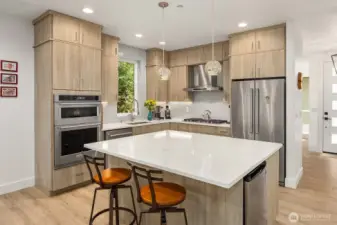 Gourmet kitchen