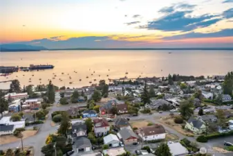 Whether you rebuild or remodel the existing home, the view and location will always be spectacular!