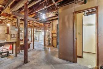 A non-functioning bathroom is also located in the basement