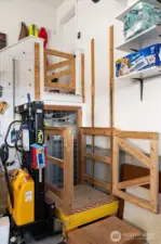 Lift in the garage
