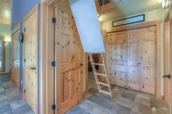 Folding stairs to access loft space