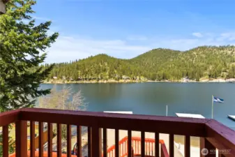 Facing NW looking at the lake and mountains!