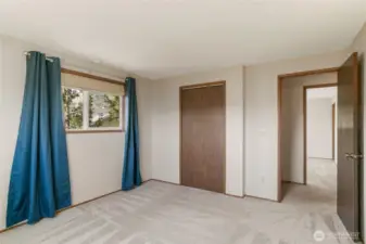 Upstairs Bedroom 2
