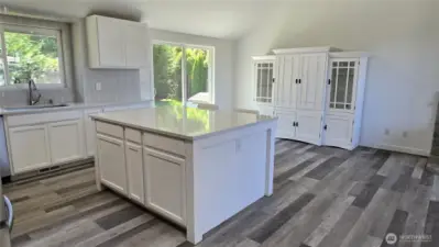 Kitchen island