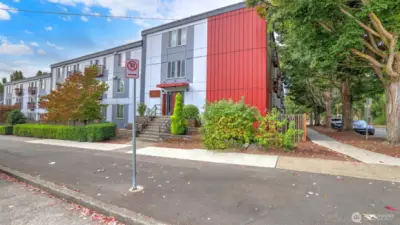 Located in the heart of Fremont.  2017 exterior updates to the building. Walk/Bike everywhere so easily. Plus this complex has gated owner parking for when you need your car.