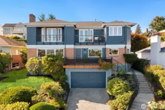 Well crafted Contemporary with amazing views.