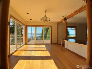 The house gets lots of light all day.